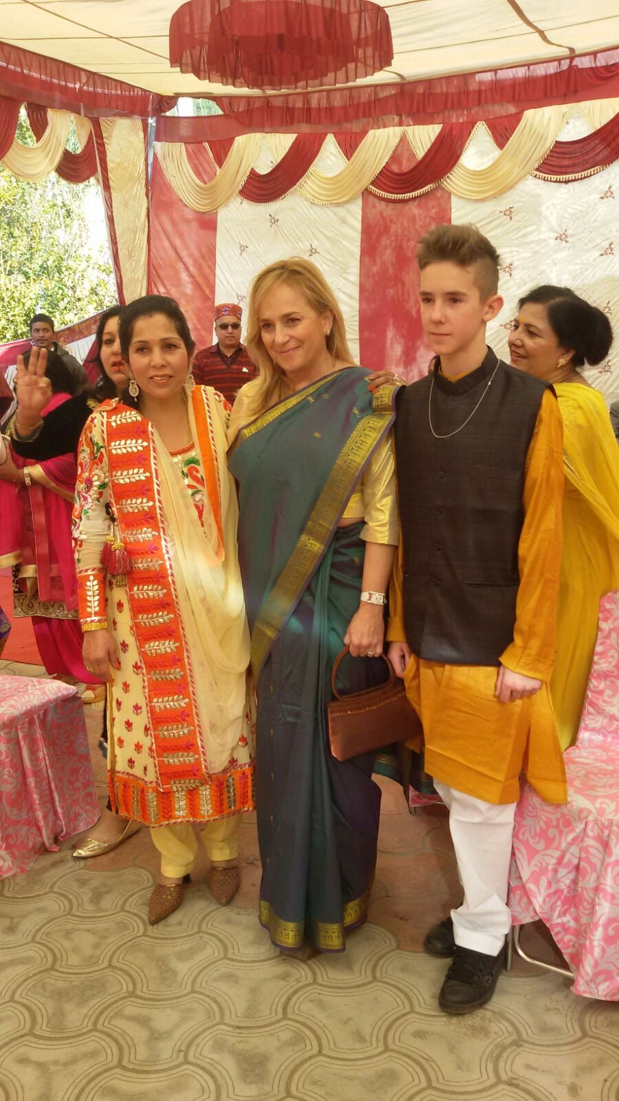 🎊 Una fiesta de cumpleaños en un taxi 🎊