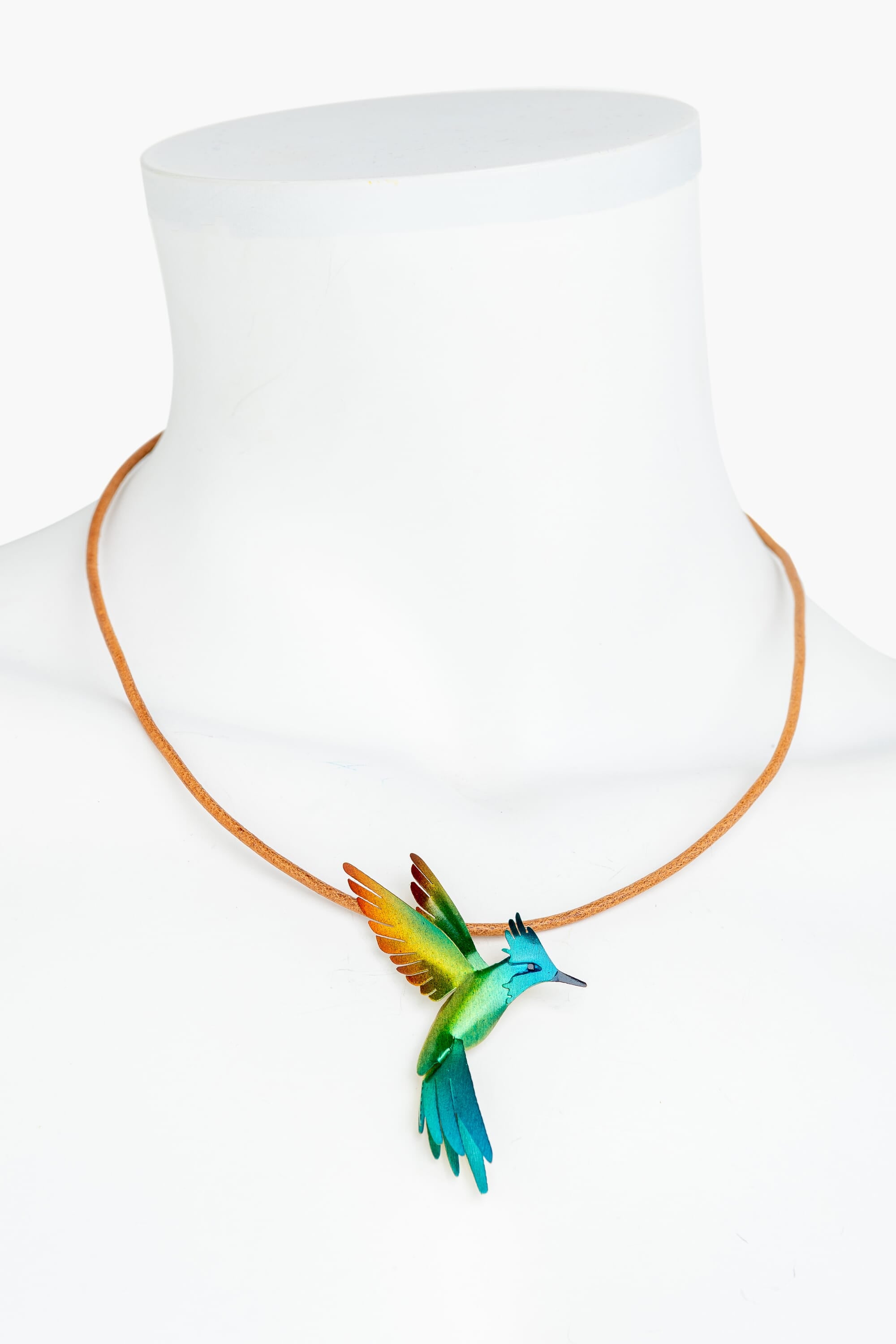 Colgante en bronce pintado a mano