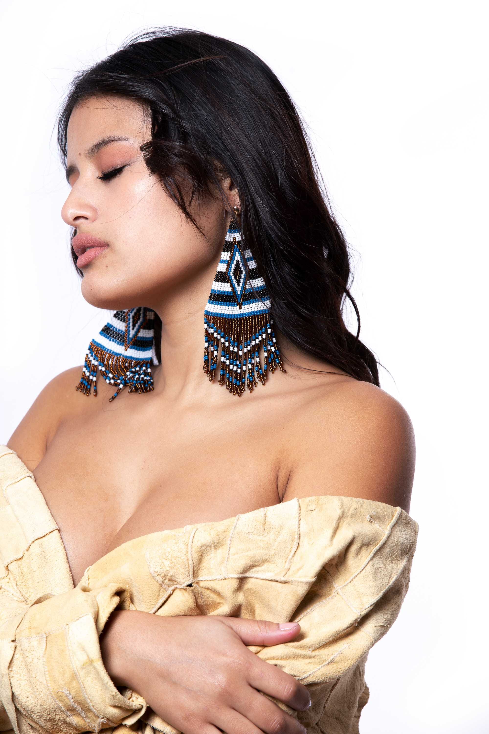 Pendientes grandes en abalorios