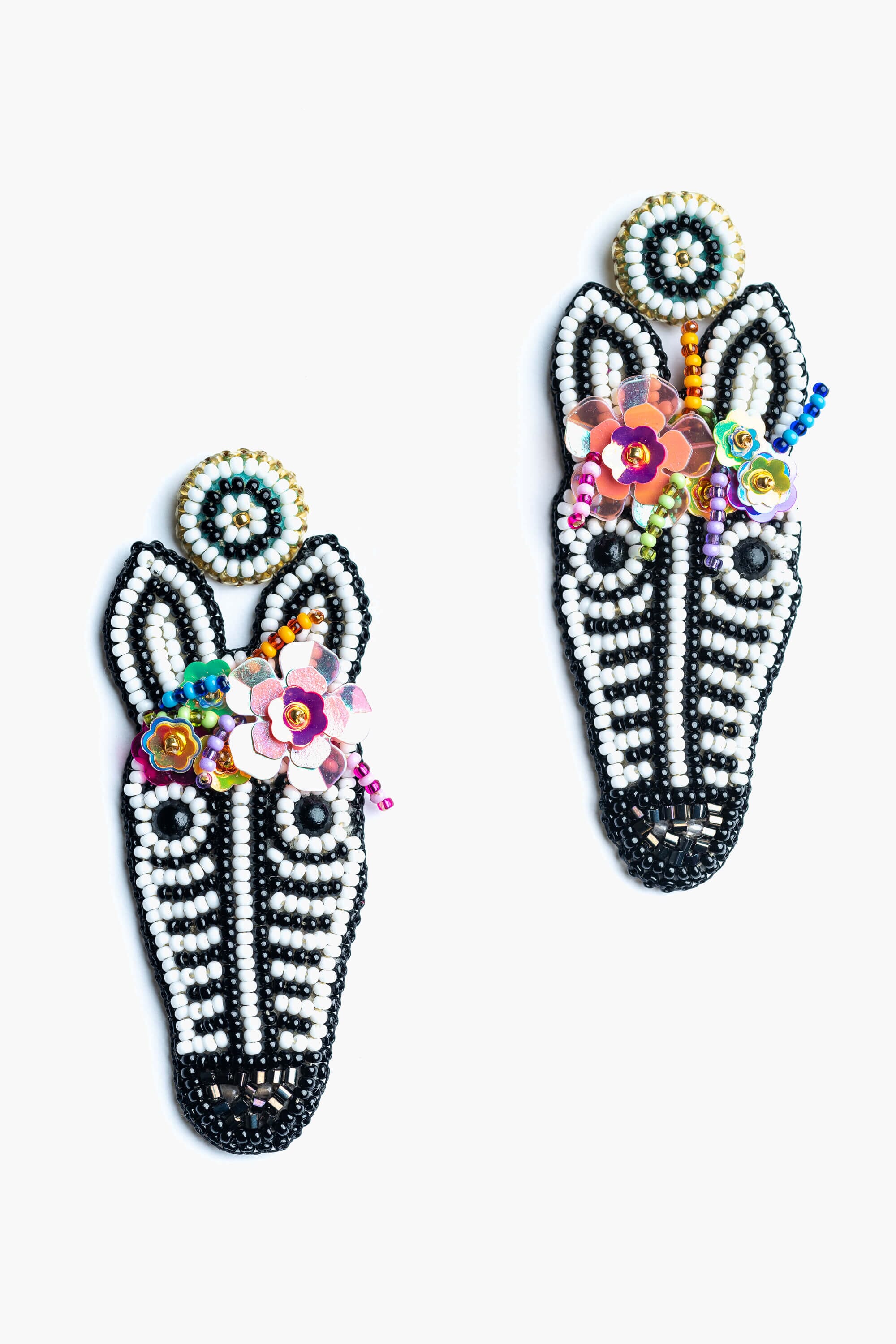 Pendientes en abalorios y lentejuelas