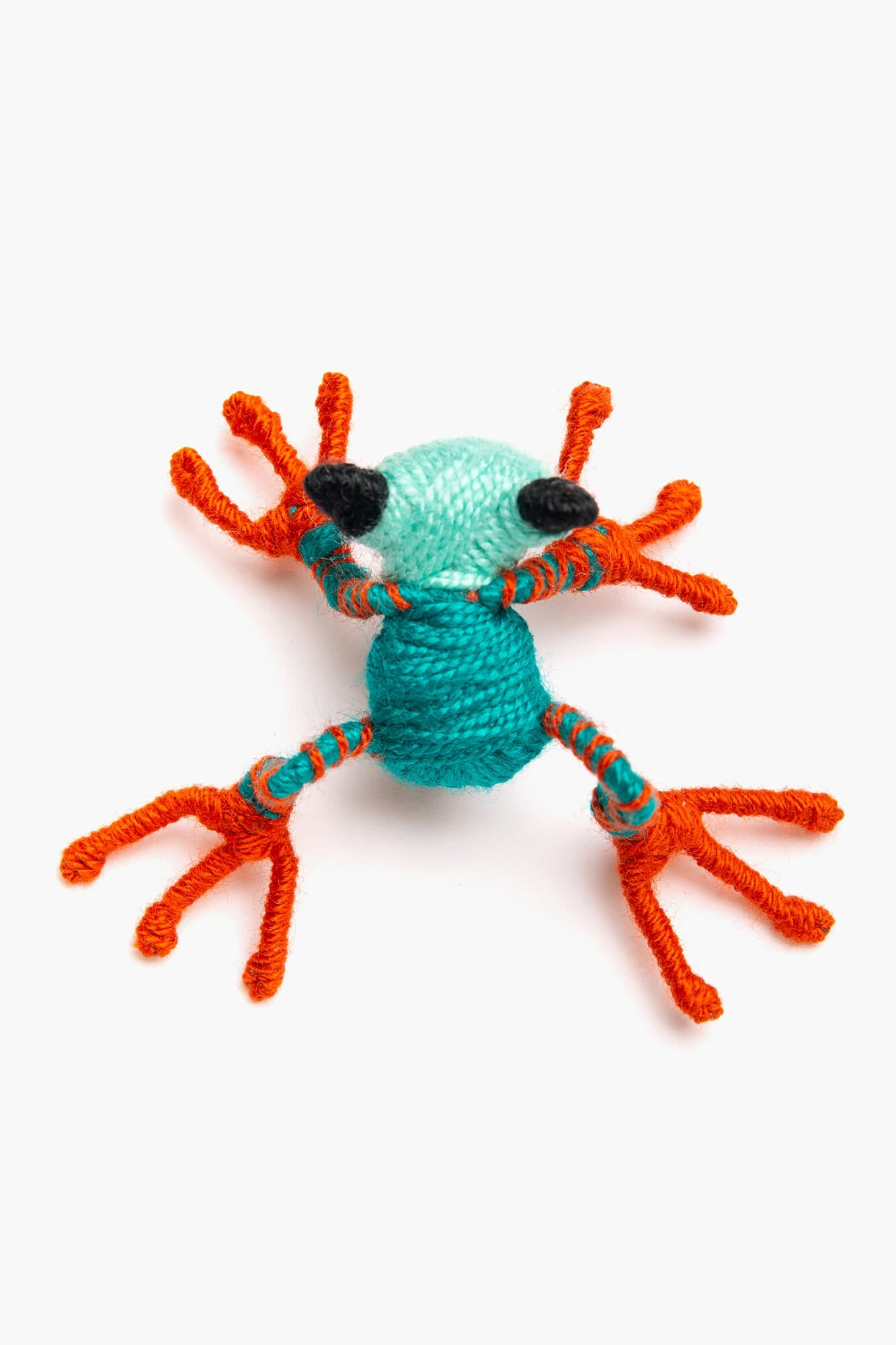 Broche en escultura textil