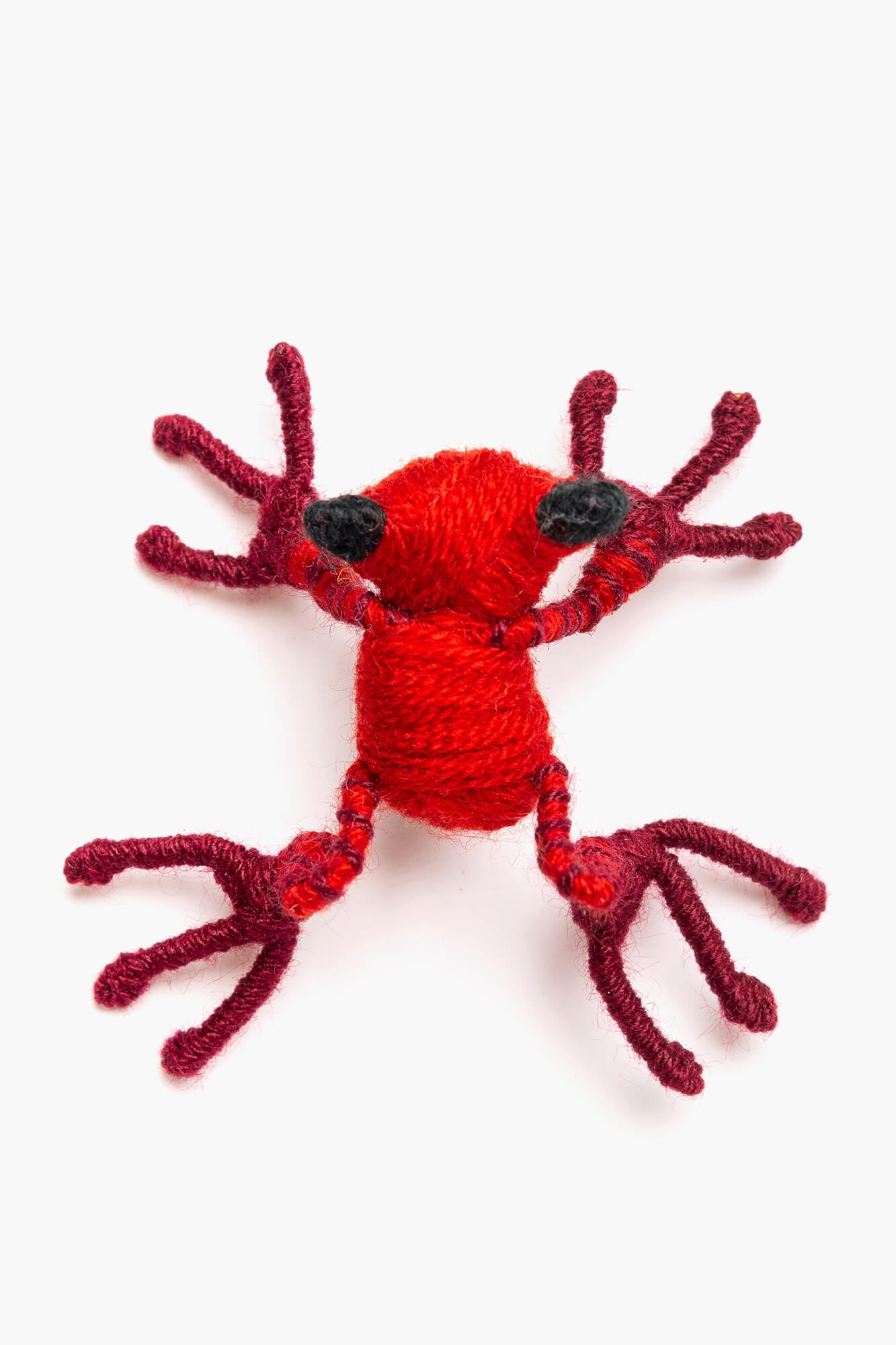 Broche en escultura textil