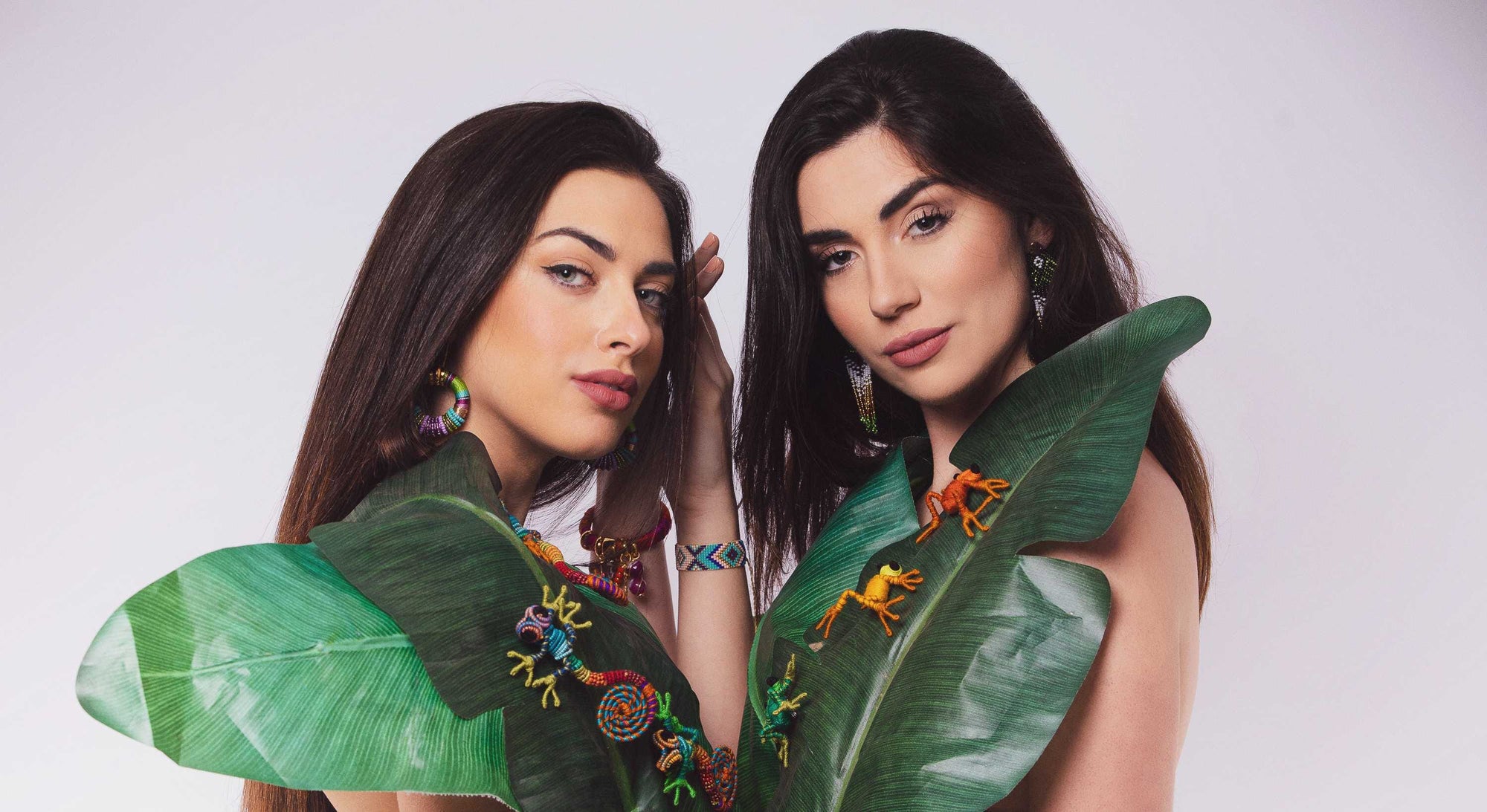 Broche en escultura textil