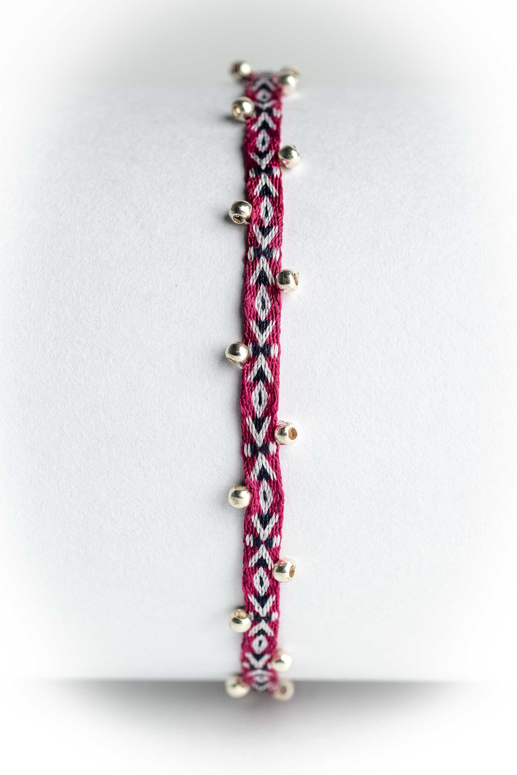 Pulsera hilos con bolitas plata