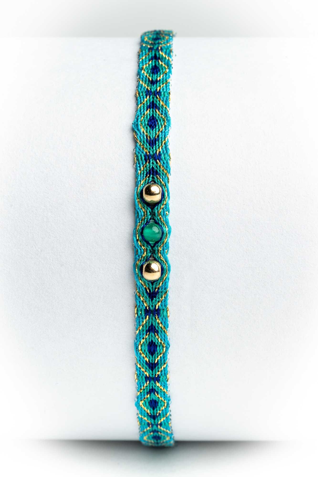 Pulsera hilos con dos bolitas de oro