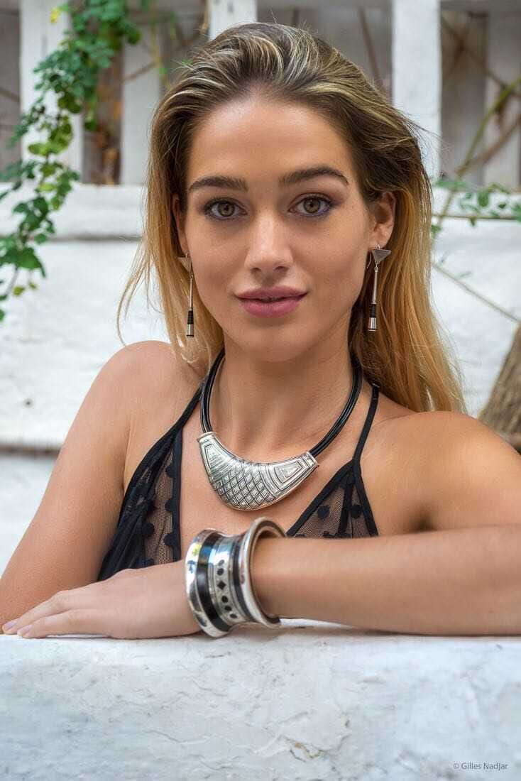 Collar Tuareg de plata de ley 925 y cuero