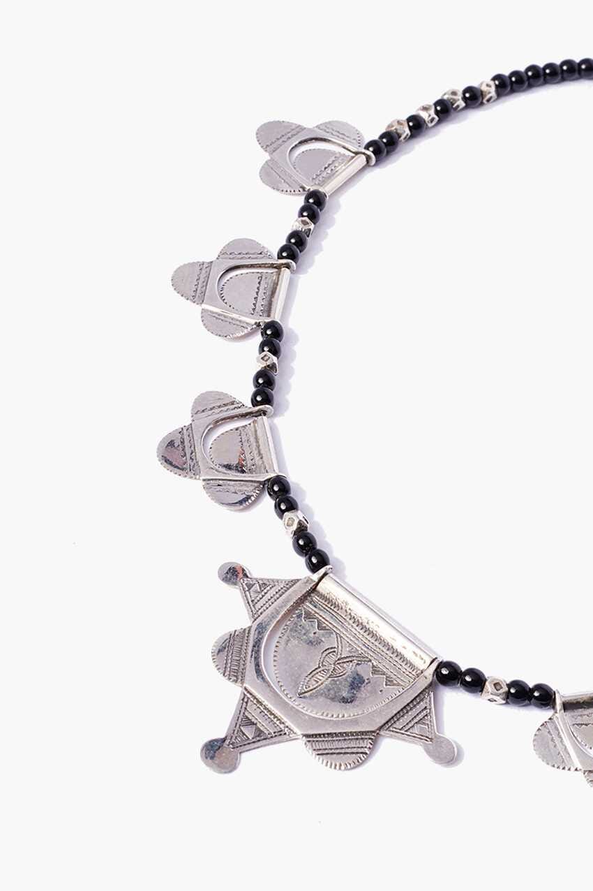 Collar Tuareg de plata de ley 925 y ónix