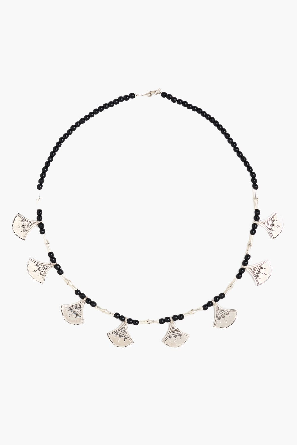 Collar Tuareg de plata de ley 925 y ónix