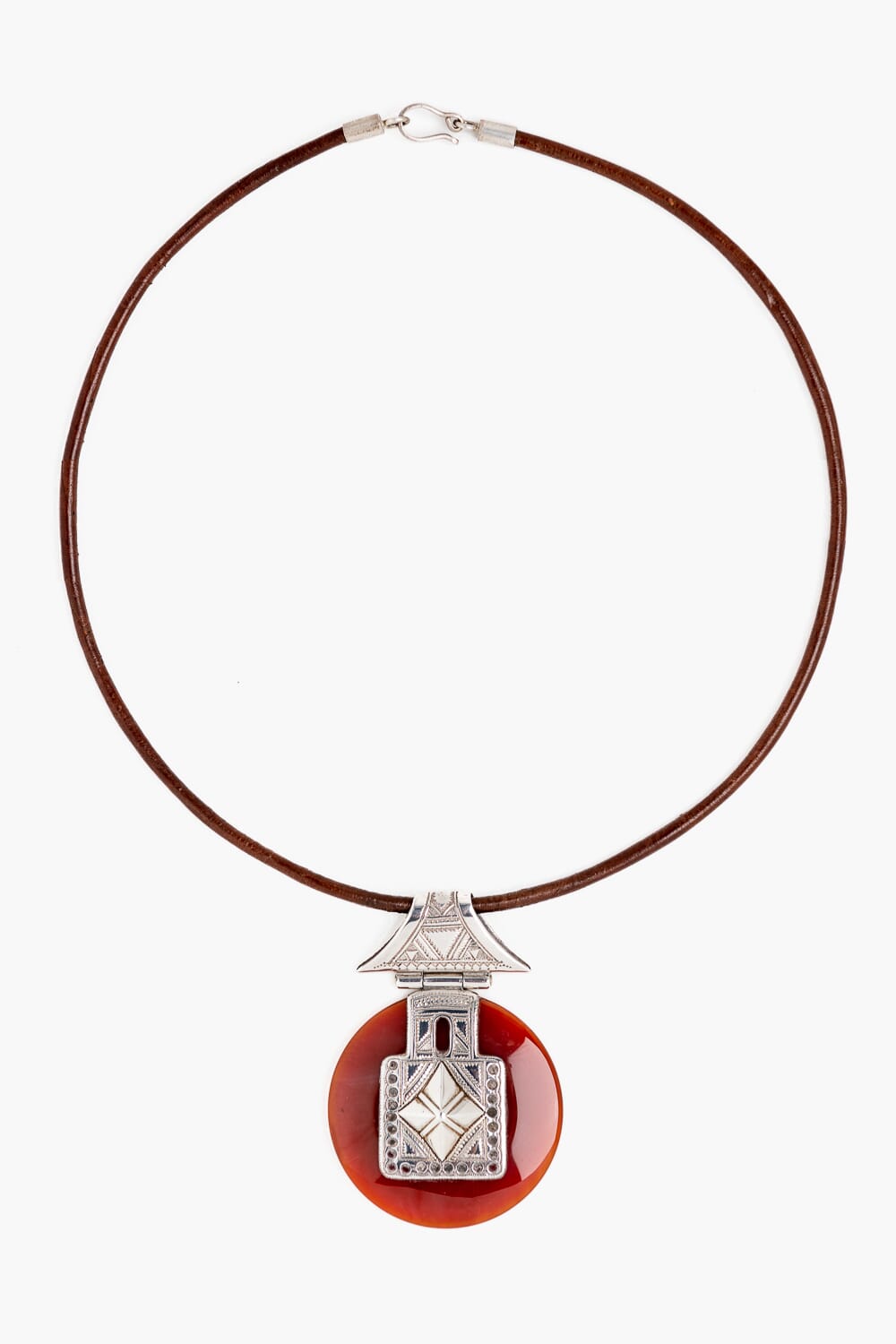 Collar Tuareg de plata de ley 925 y ágata