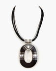 Collar Tuareg de plata de ley 925, ébano y cuero