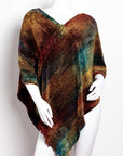 Poncho de bambú tejido en telar manual