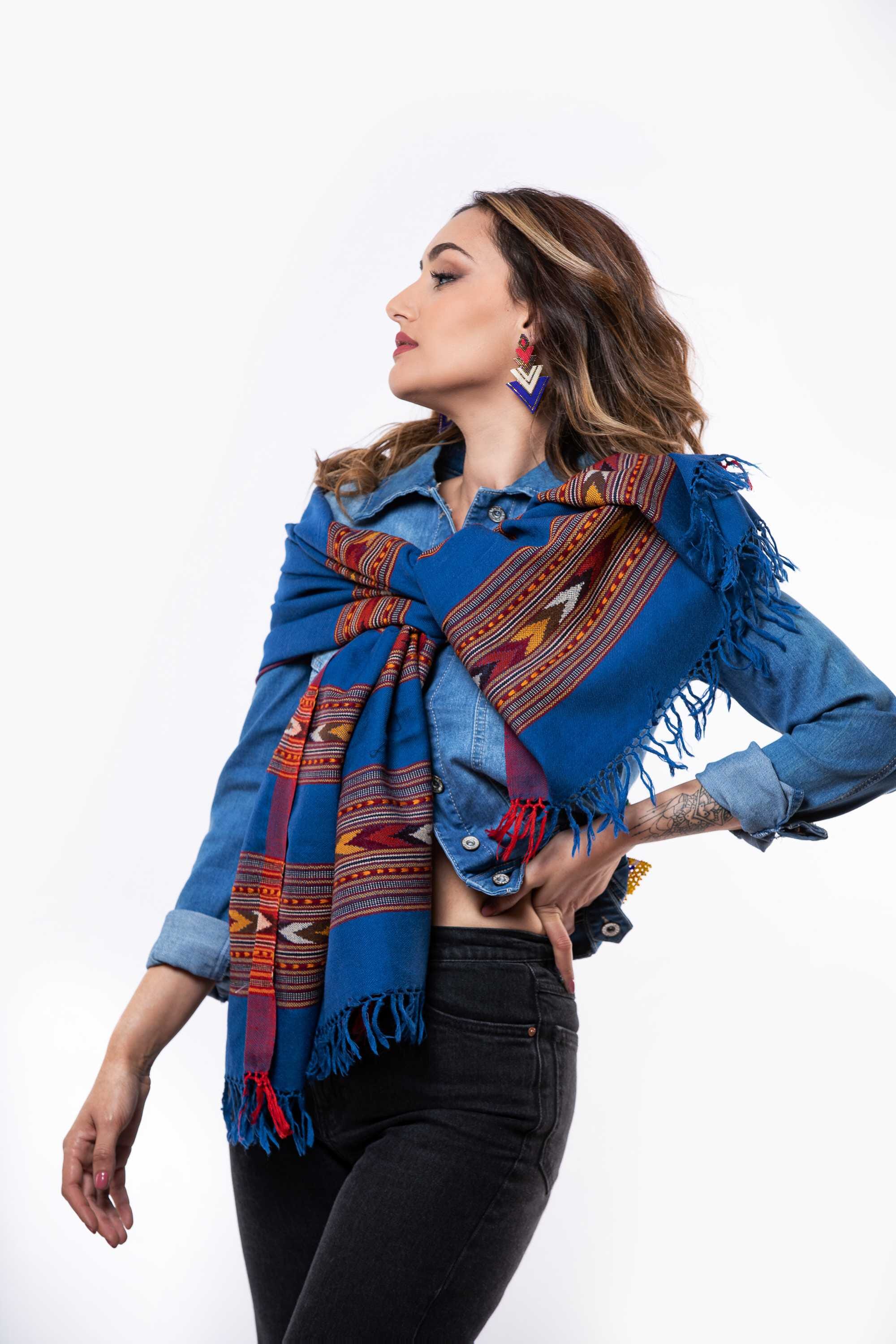 Bufanda en lana telar manual