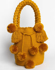Bolso de hombro con pompones