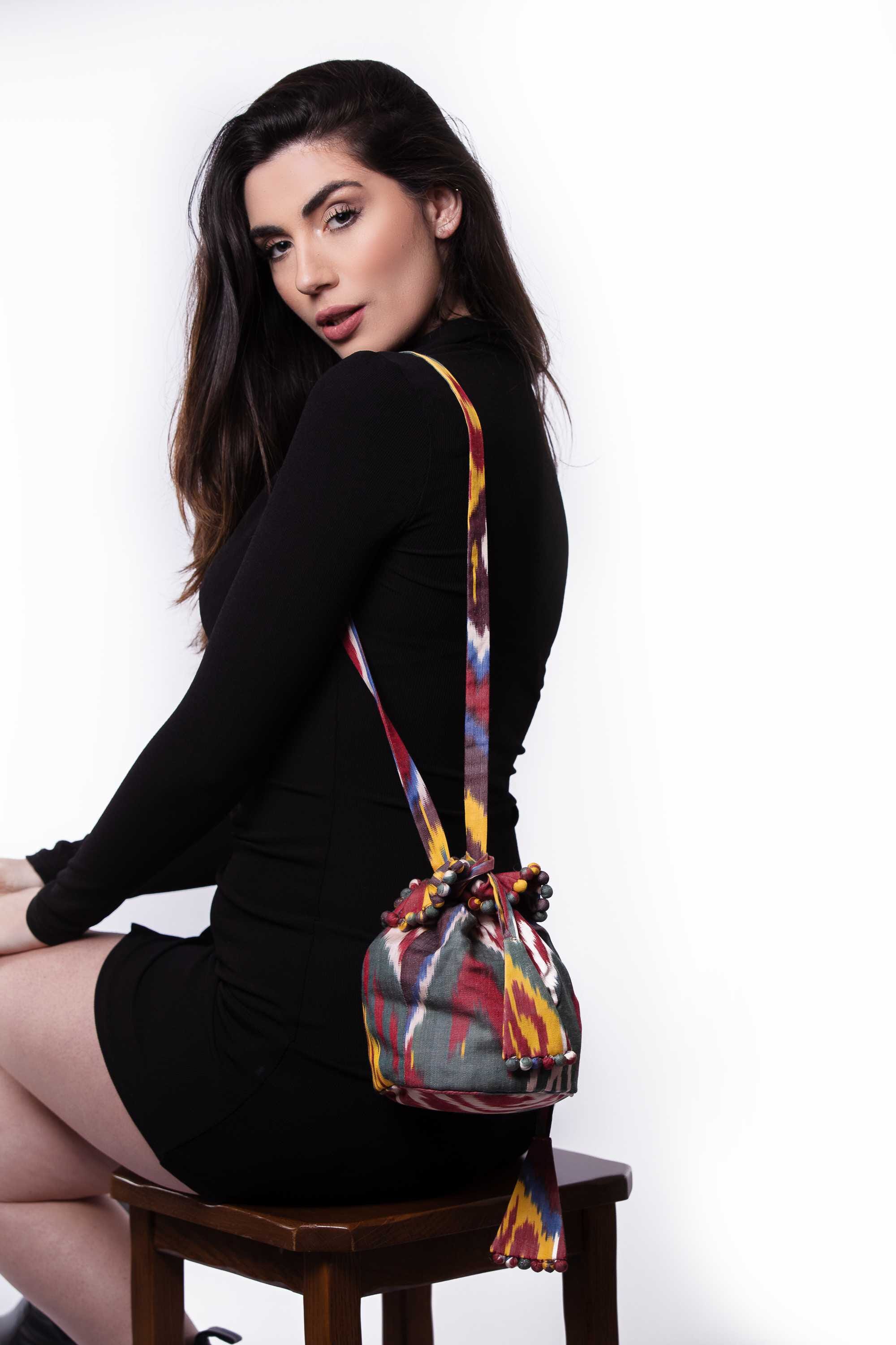 Bolso bandolera en seda