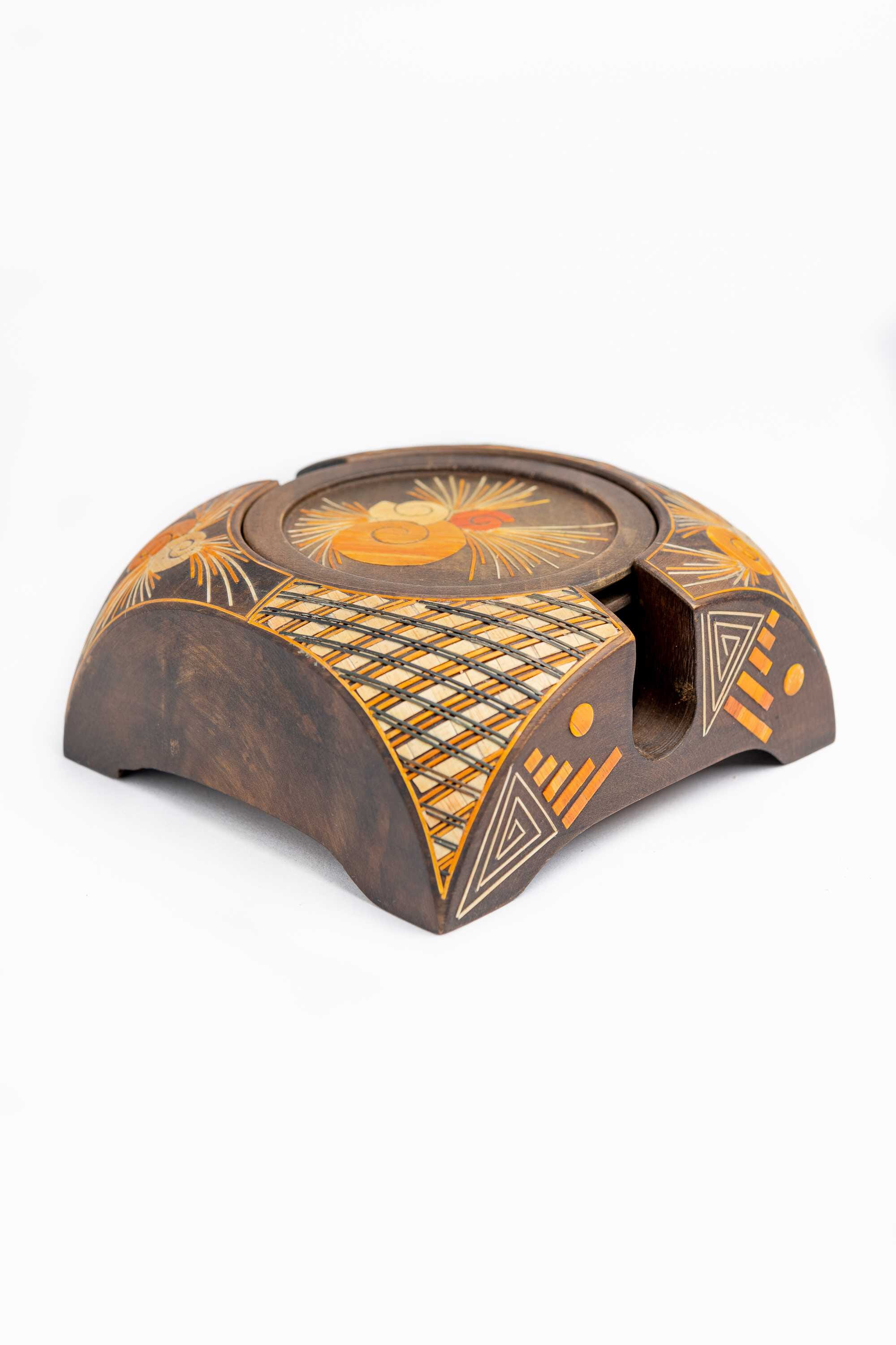 Juego de seis posavasos forrados en trigo