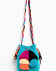 Bolso bandolera Wayuu con seis borlas