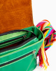 Bolso bandolera en cuero con asa Wayuu