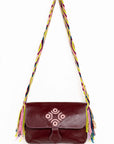 Bolso bandolera en cuero con asa Wayuu