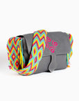 Bolso bandolera en cuero con asa Wayuu