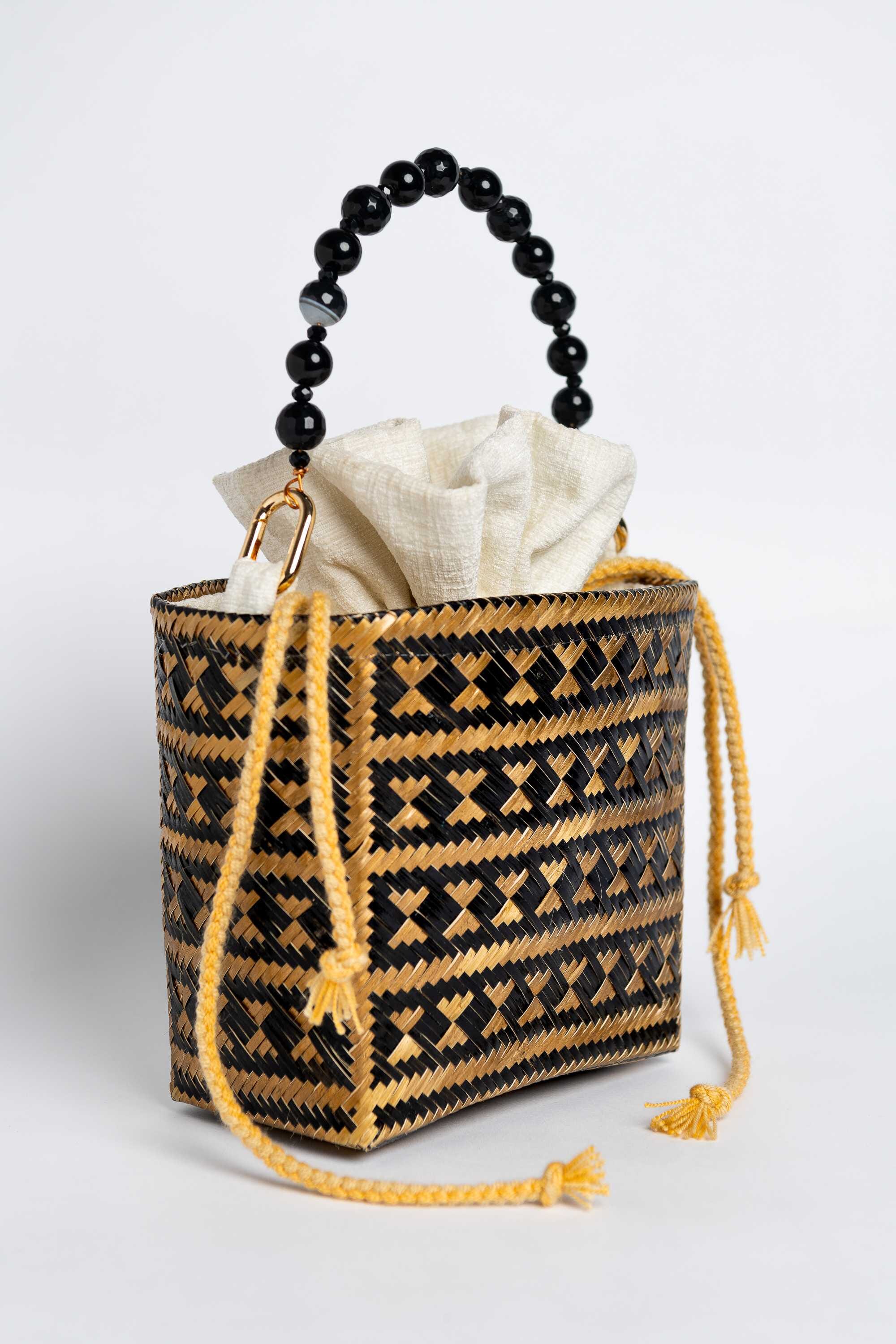 Bolso en fibra vegetal