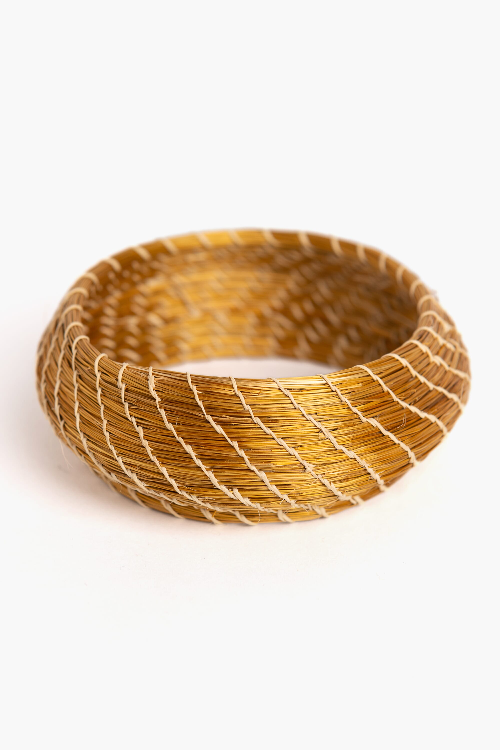 Brazalete en Capim Dorado (Oro vegetal)