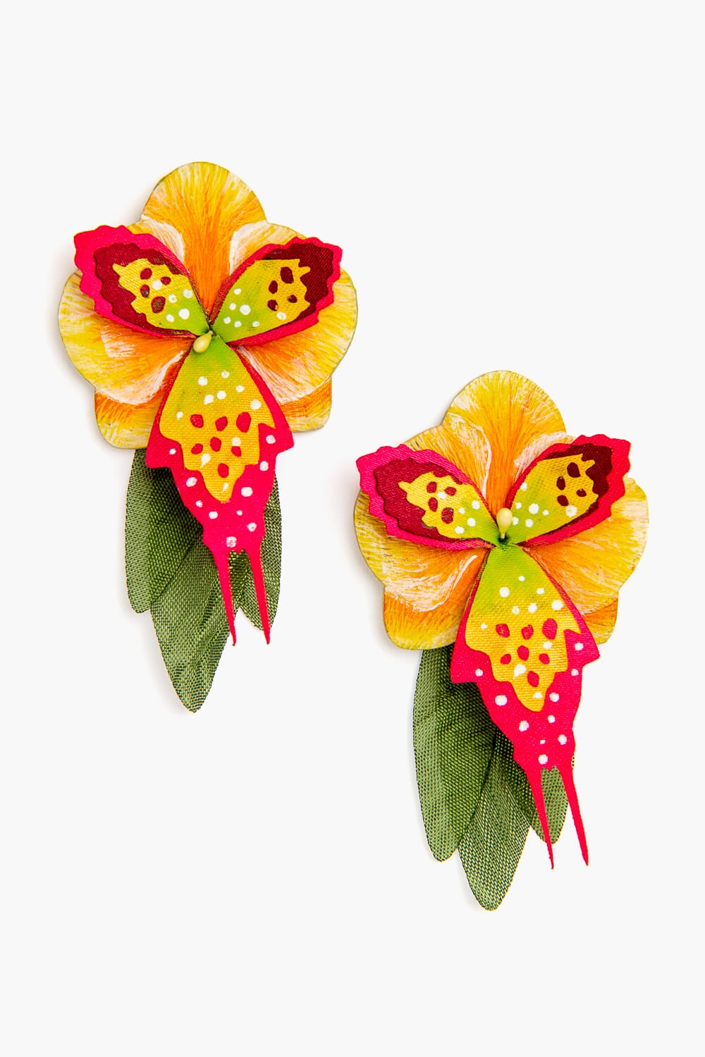 Pendientes en fruto de totumo