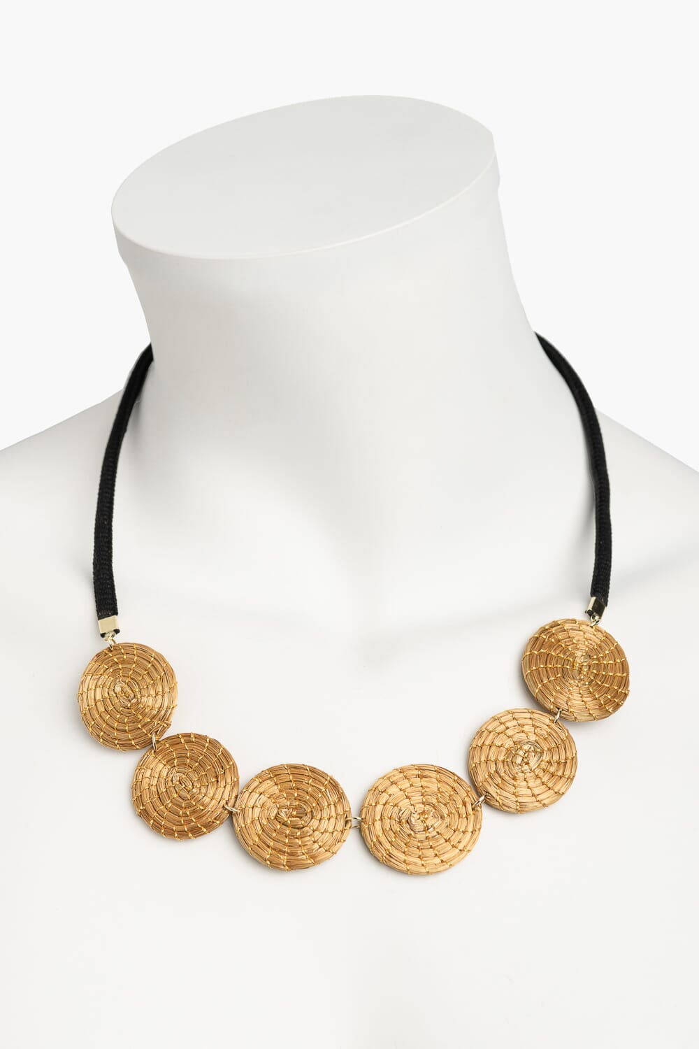 Collar en Capim Dorado (Oro vegetal)