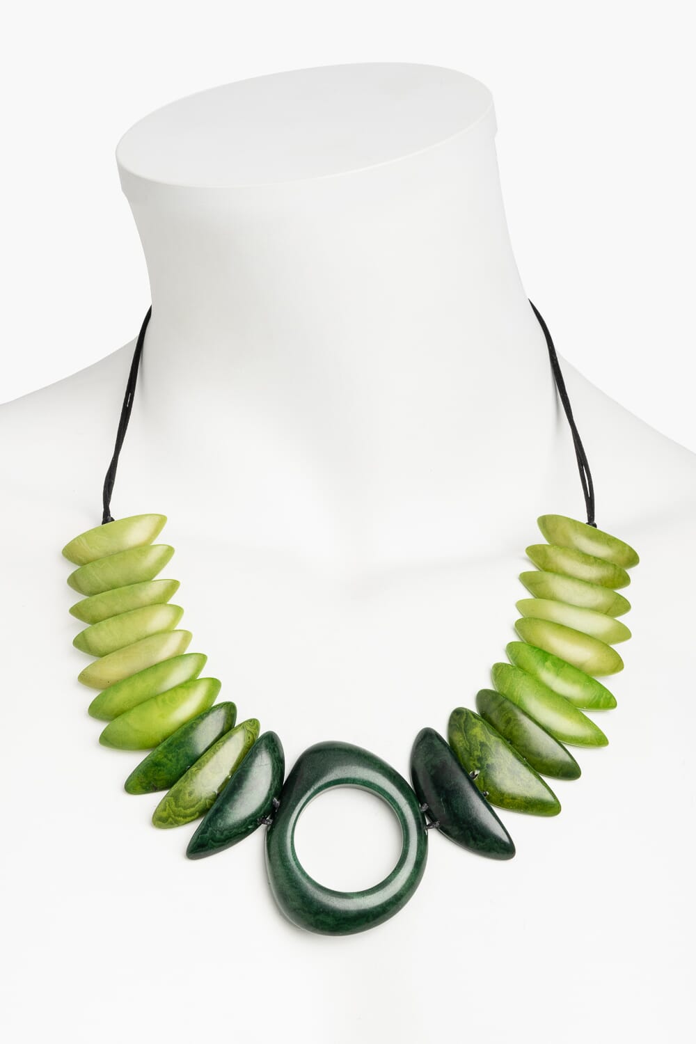 Collar en nuez de tagua