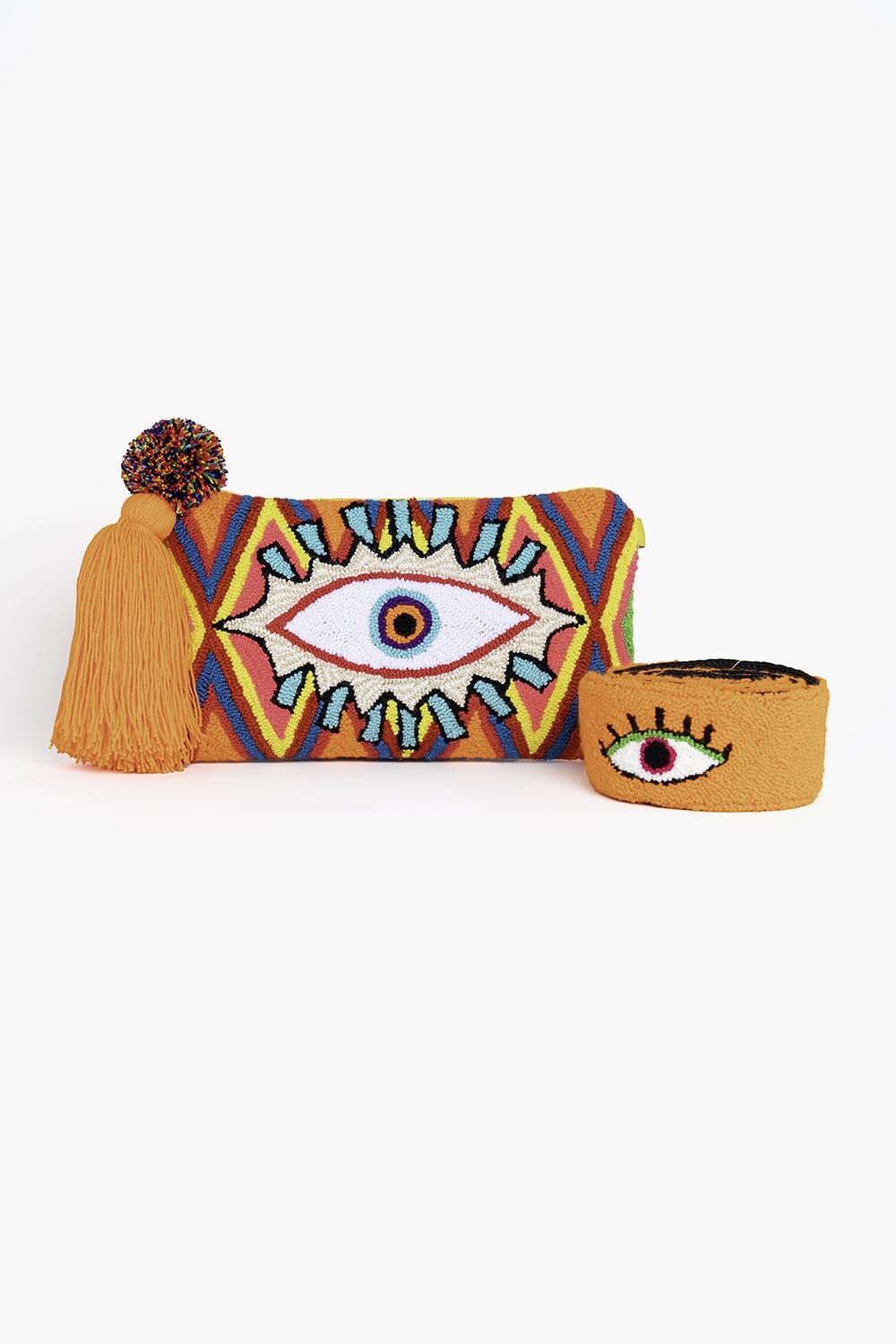 Bolso clutch con asa bandolera