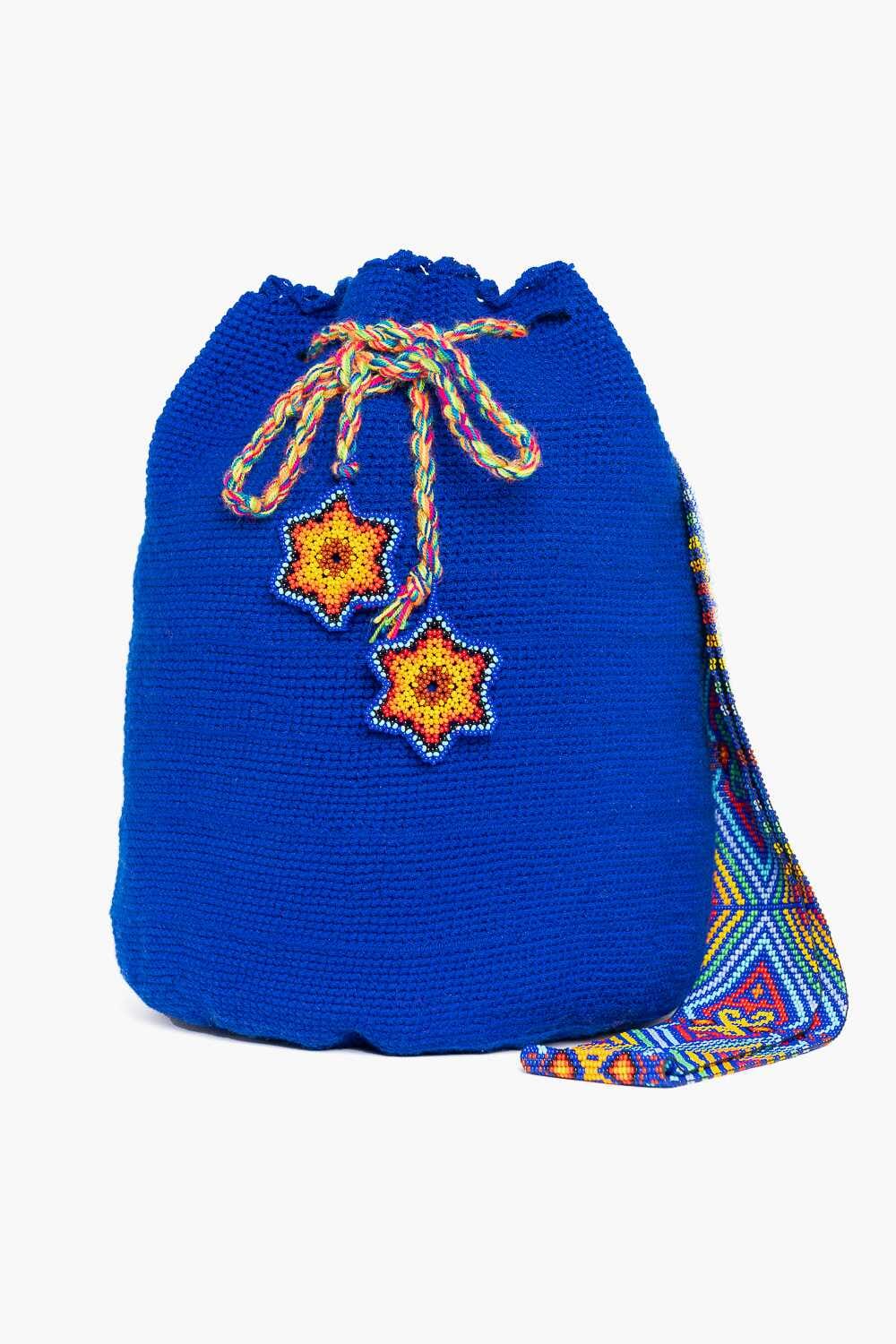 Bolso bandolera Wayuu con abalorios