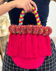 Bolso con pompones y borlas de algodón multicolor