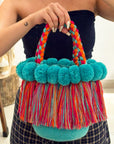 Bolso con pompones y borlas de algodón multicolor