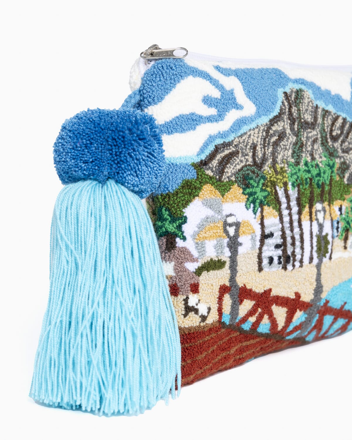 Clutch hecho a mano con paisaje de Marbella