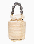 Bolso de mano en fibra natural