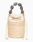 Bolso de mano en fibra natural