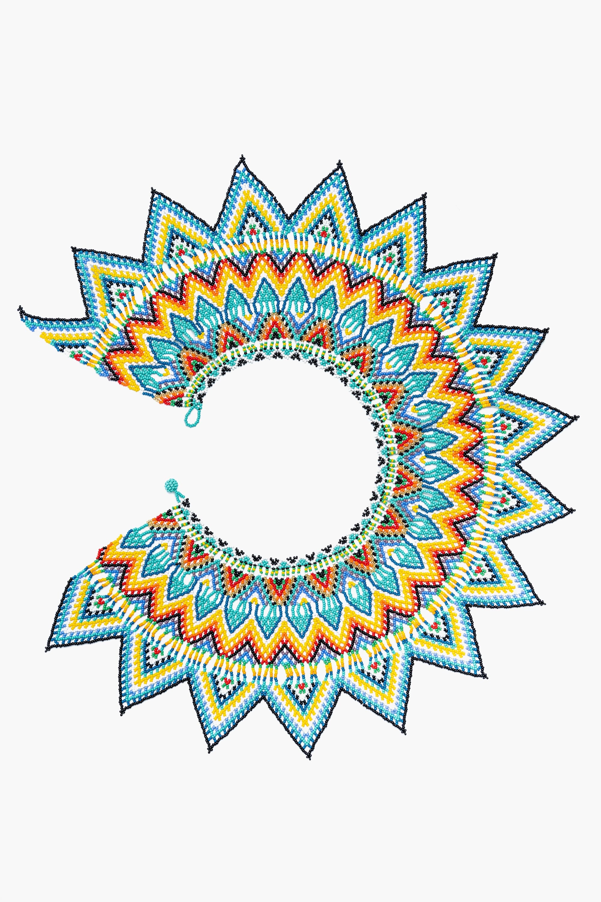 Collar de abalorios indígena Embera