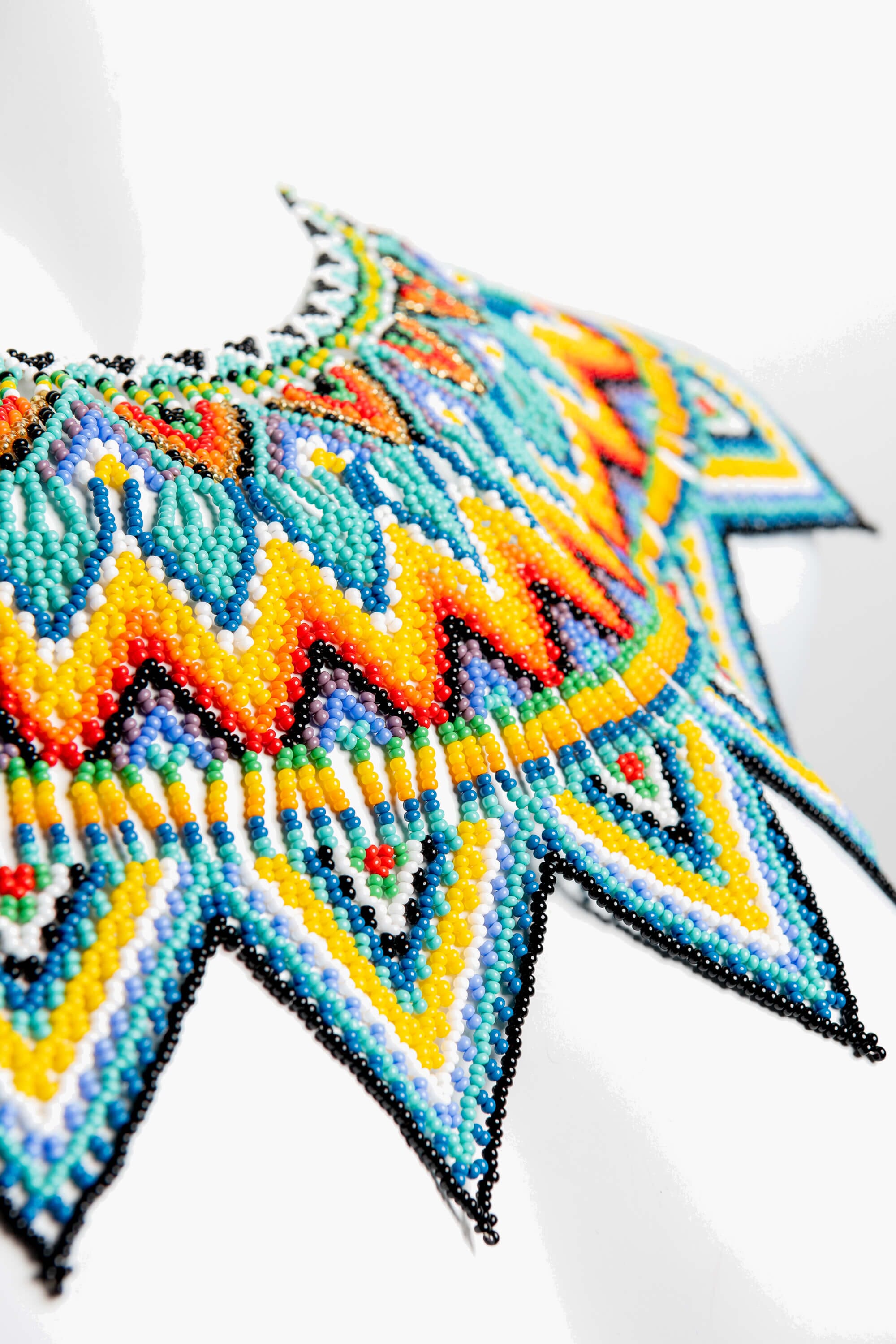Collar de abalorios indígena Embera