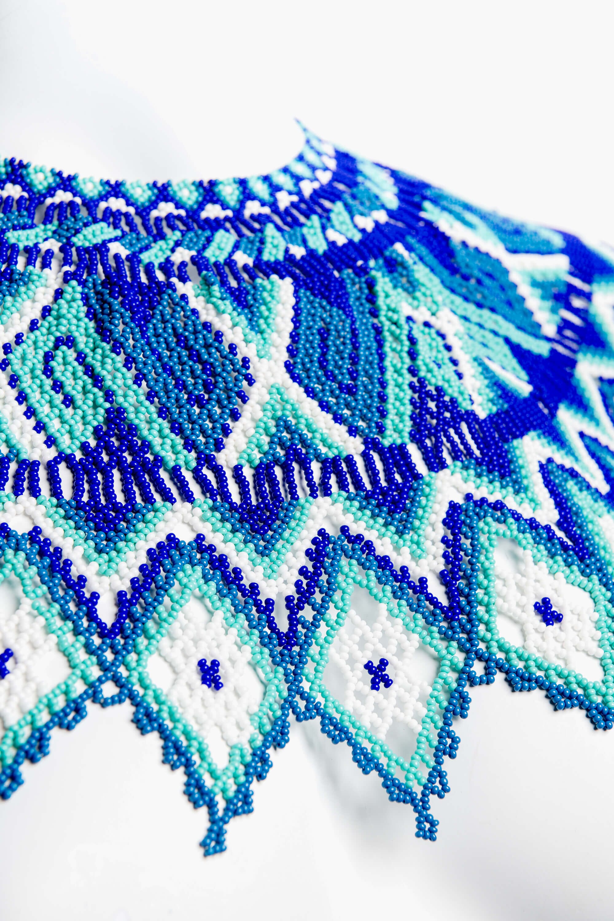 Collar de abalorios indígena Embera