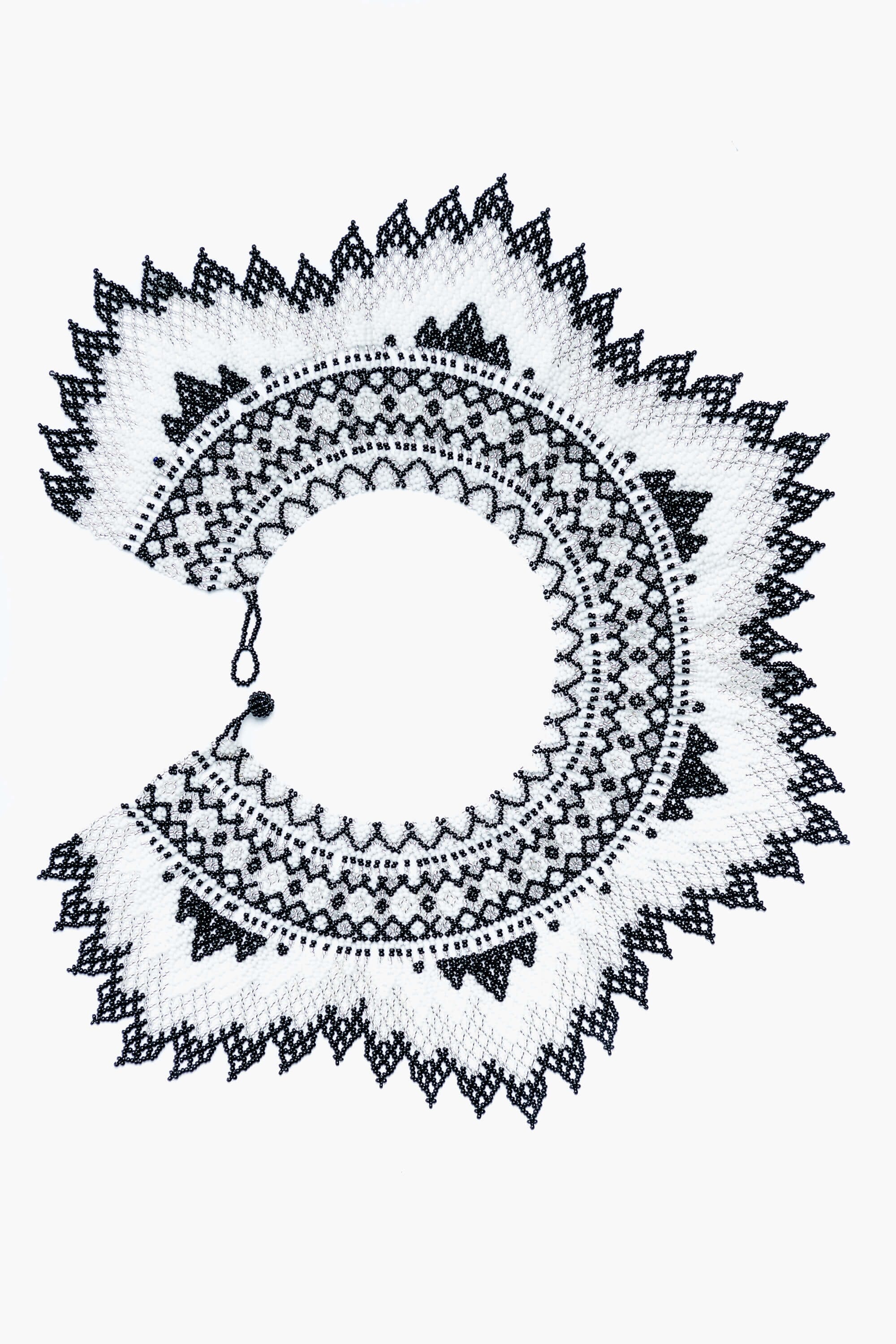 Collar de abalorios indígena Embera