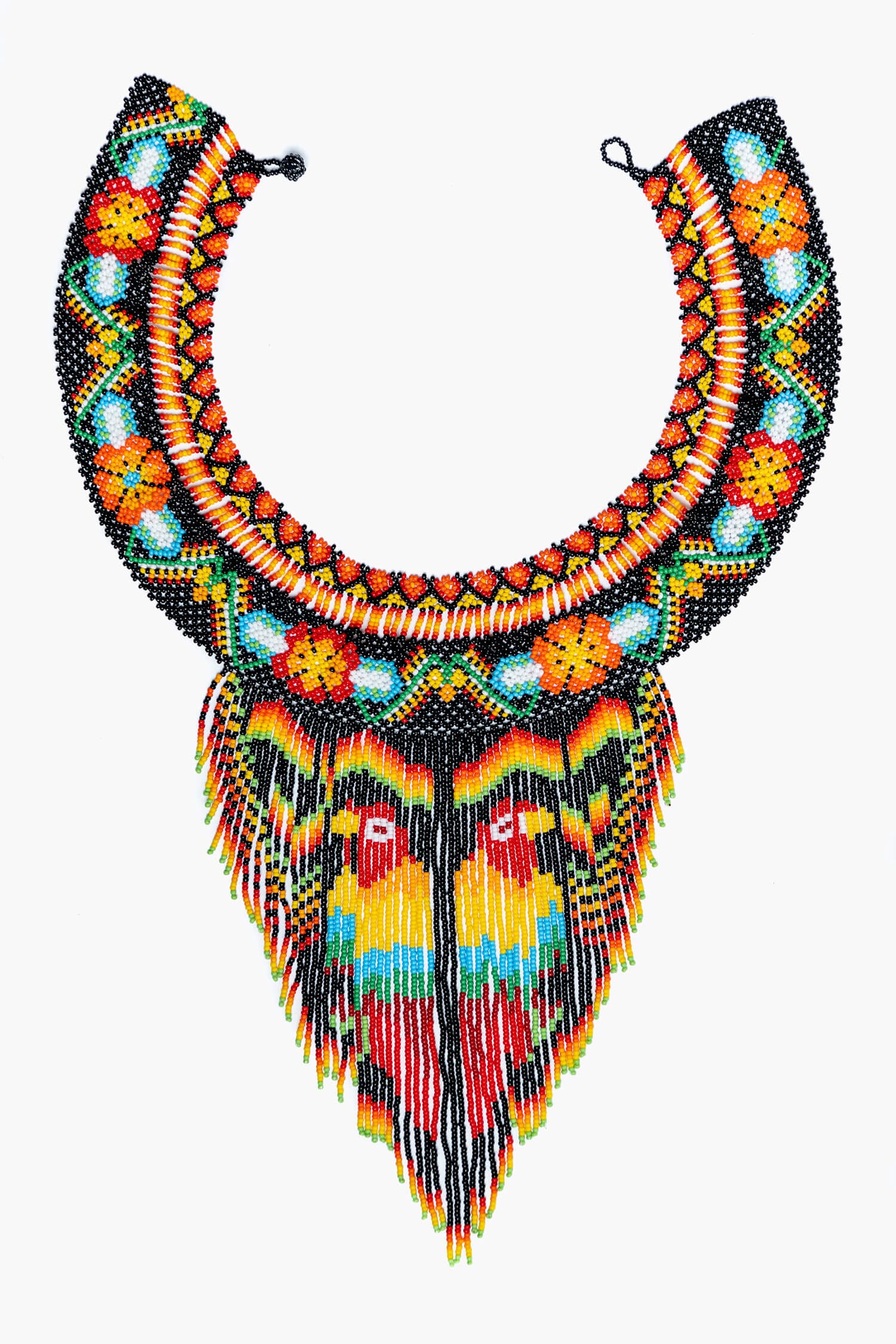 Collar de abalorios indígena Embera