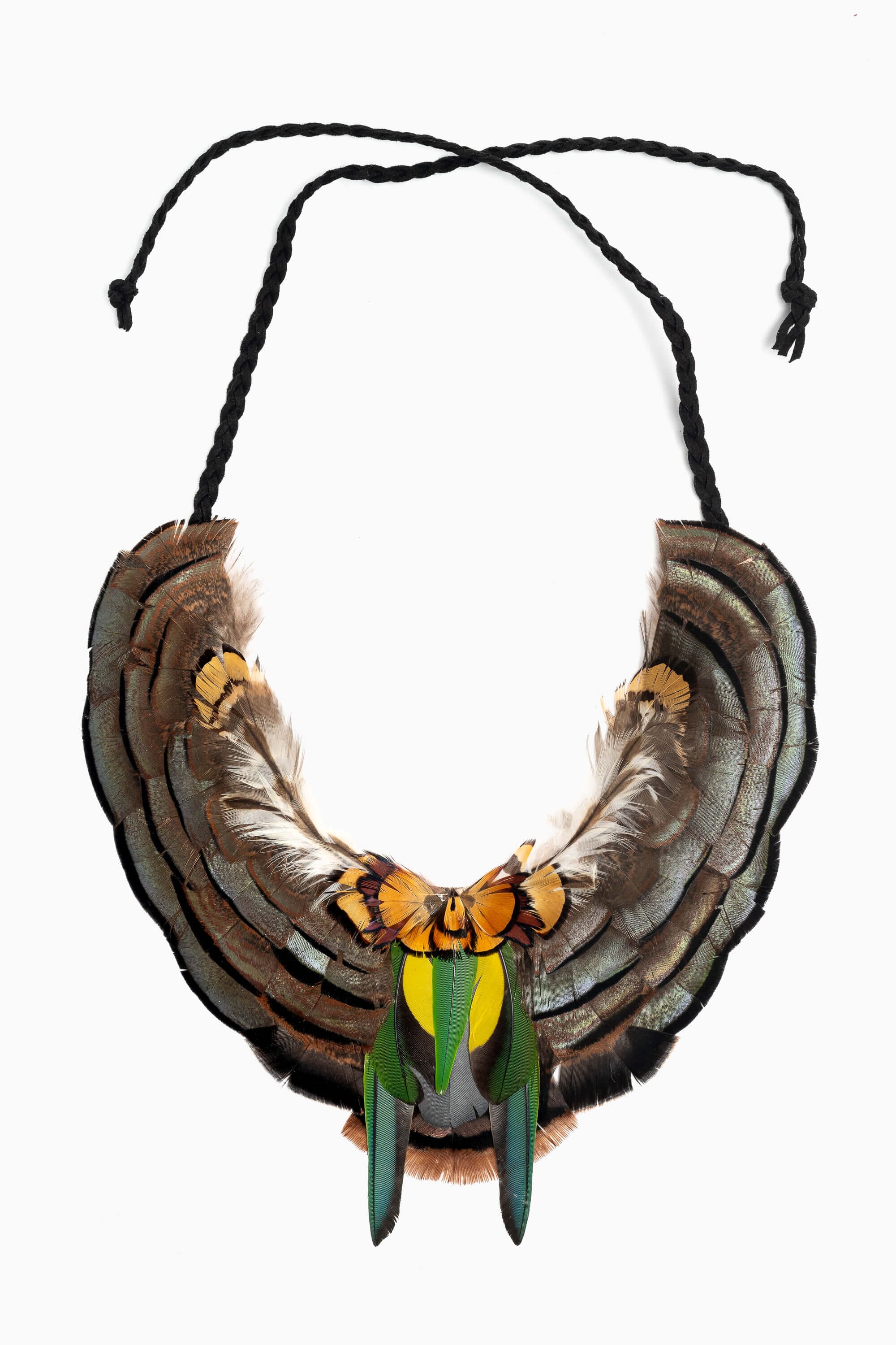 Collar de plumas naturales