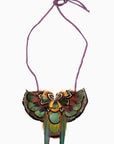 Collar con plumas