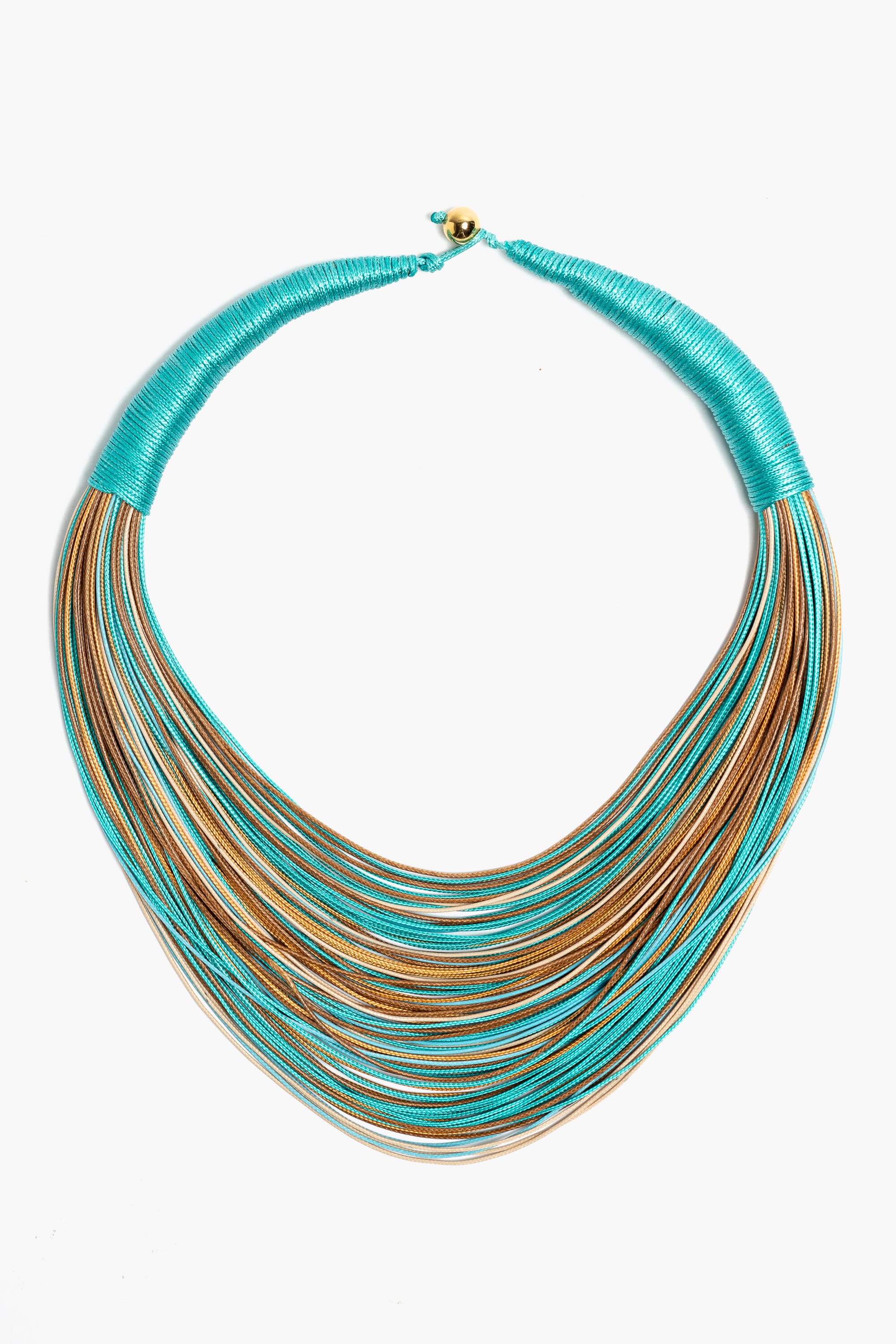 Collar en hilos de seda