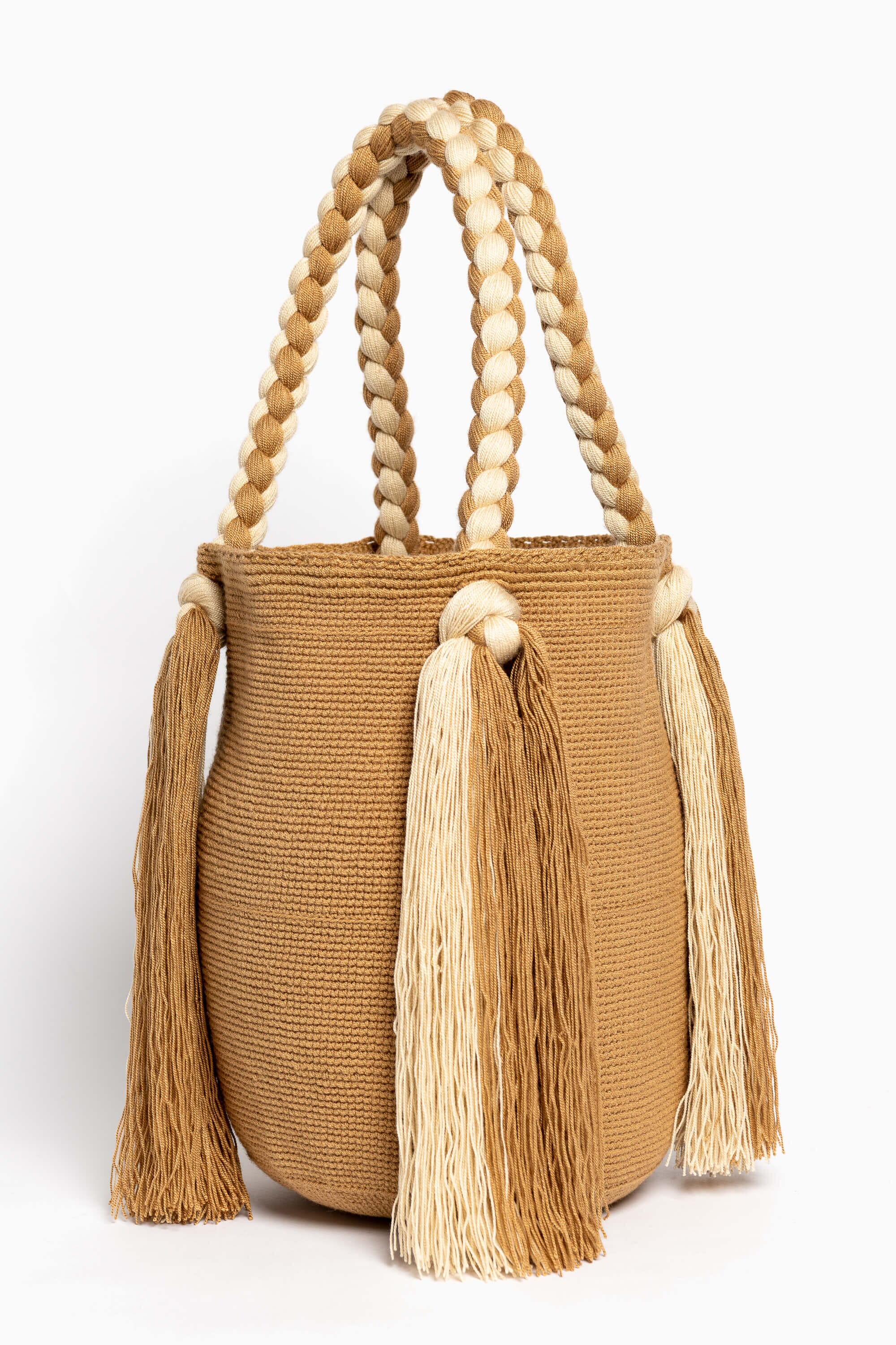 Bolso de hombro con flecos largos