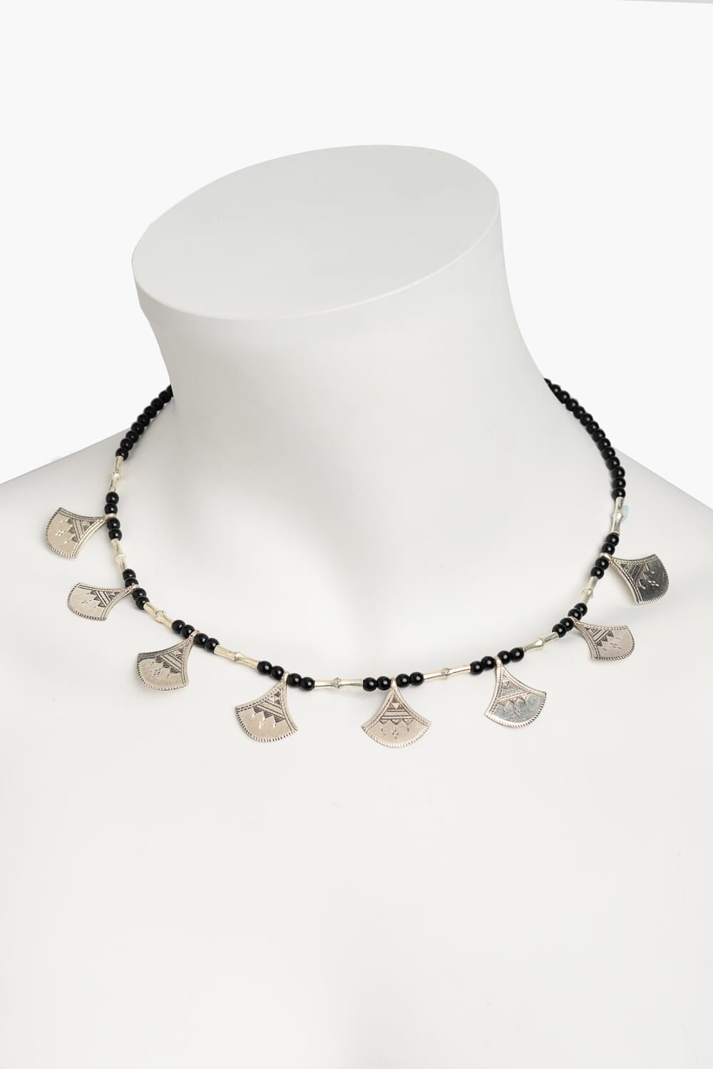 Collar Tuareg de plata de ley 925 y ónix 