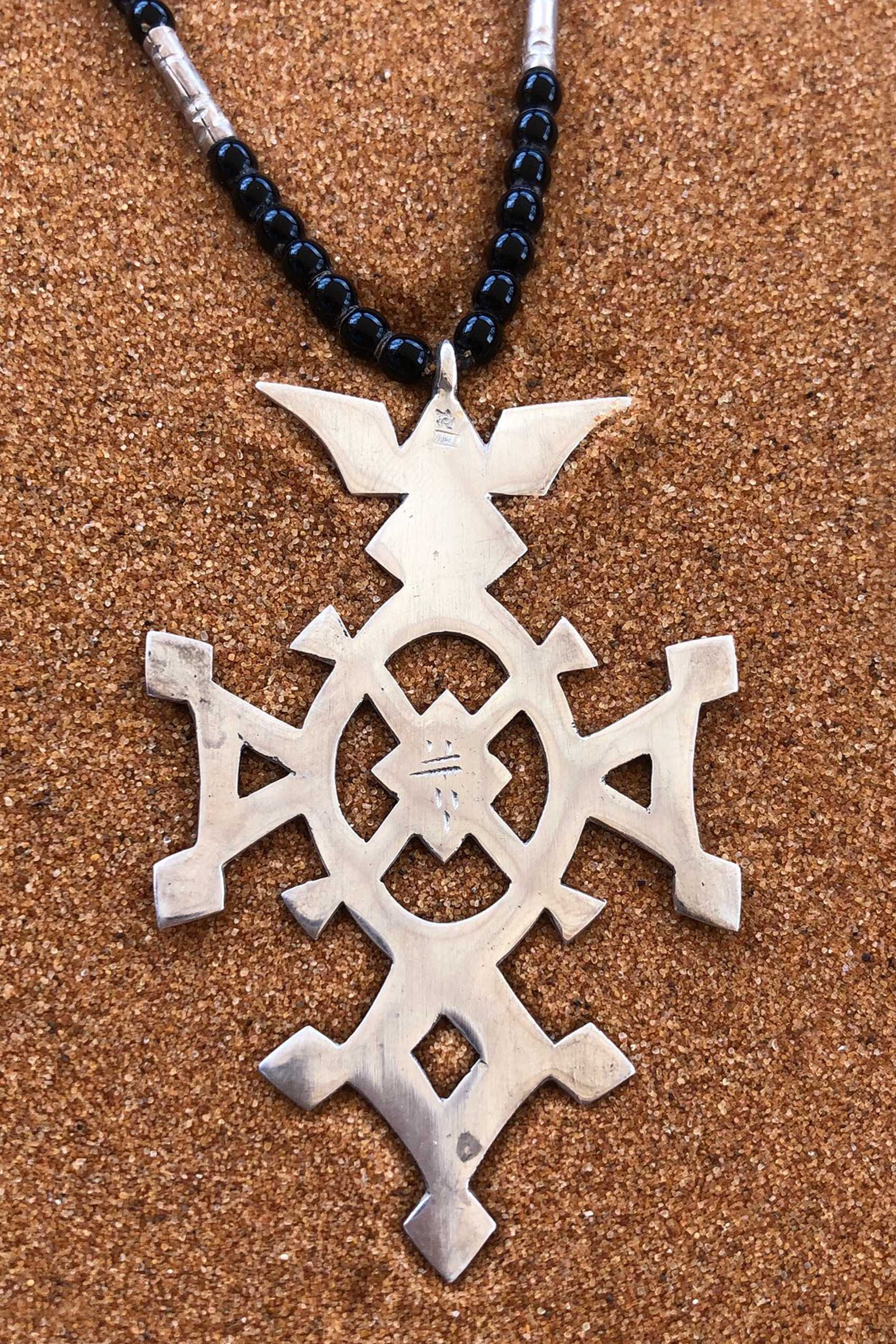 Collar Tuareg de plata de ley 925 y ónix 