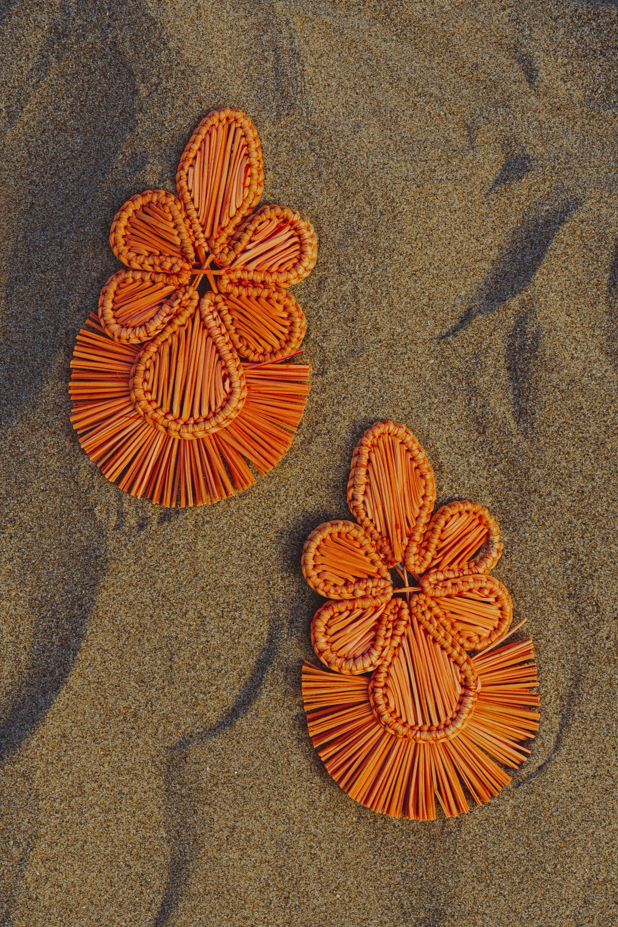 Pendientes en palma vegetal 