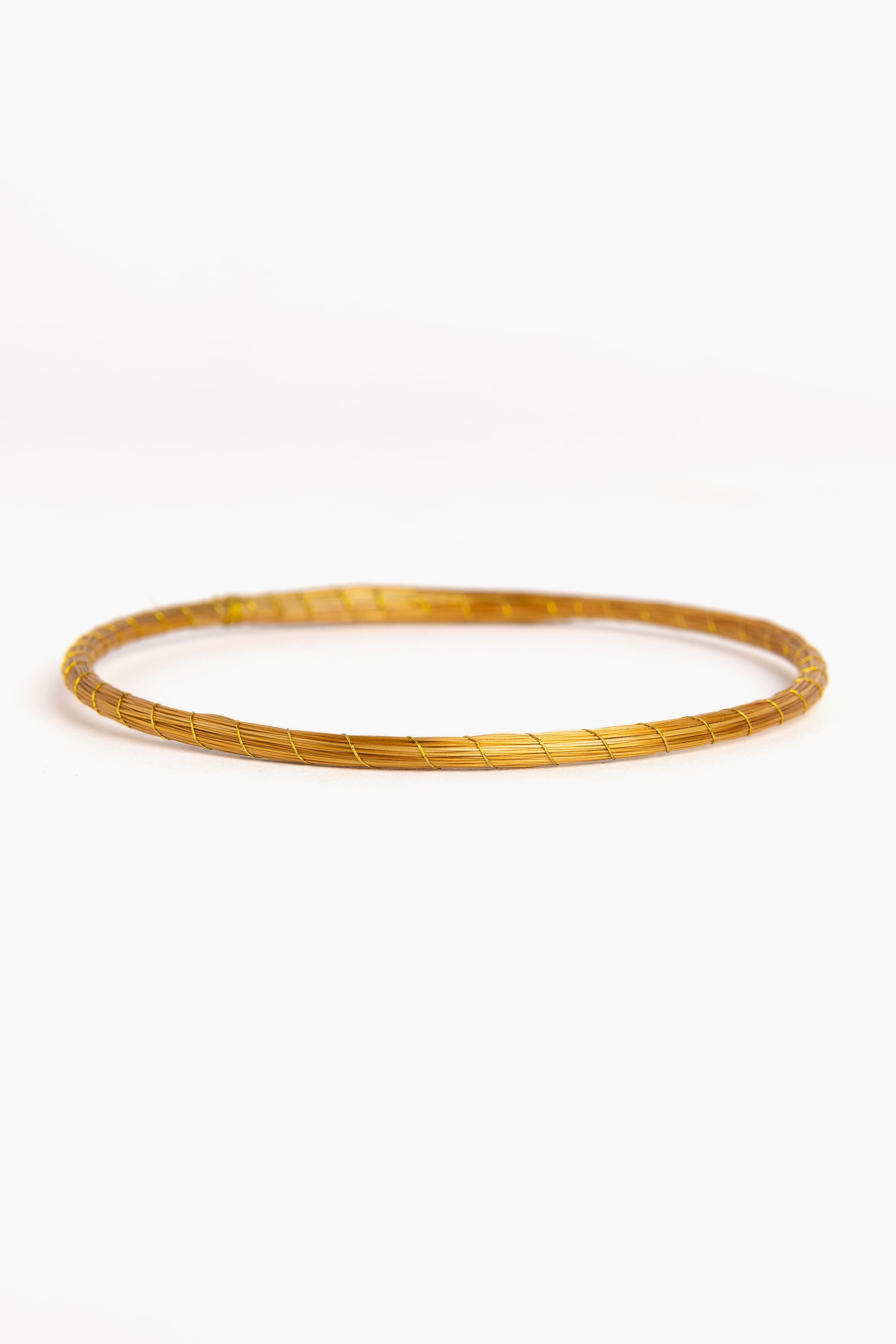 3 brazaletes en Capim Dorado (Oro vegetal)