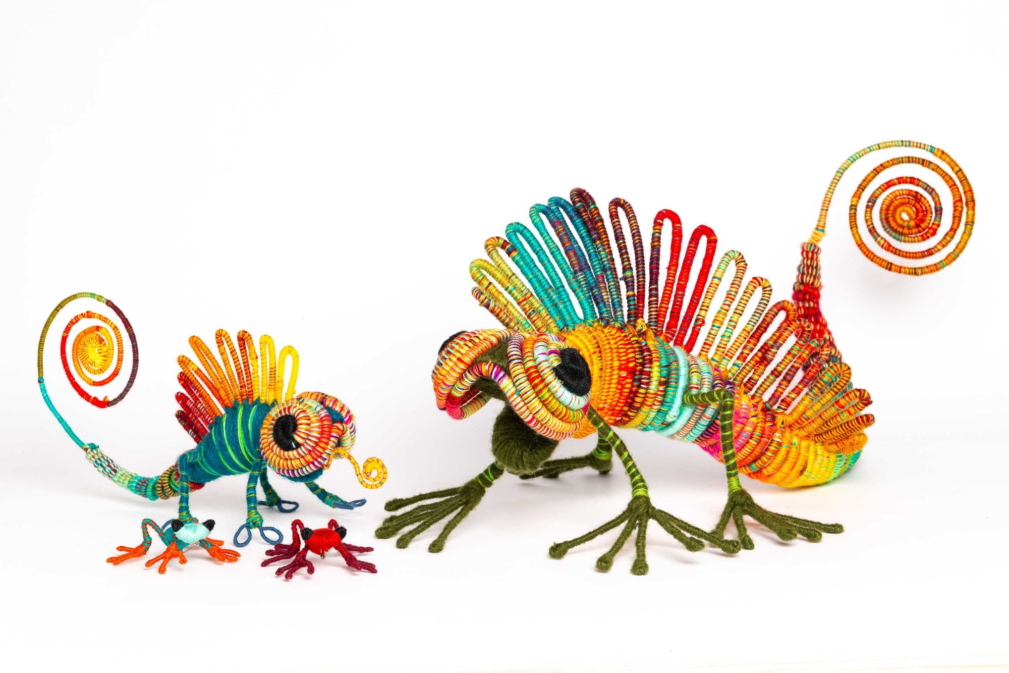 Iguana en escultura textil
