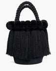Bolso con pompones y borlas de algodón
